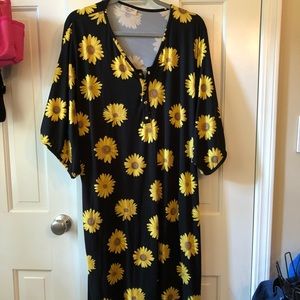 Dwell and Slumber sunflower Dress One size NWOT